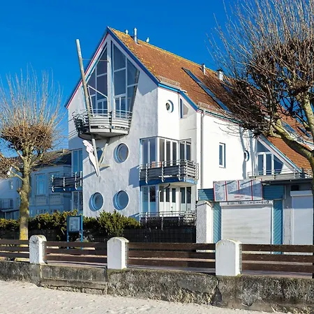 Haus Windjammer Dar Pomorza * Laboe