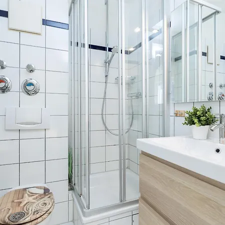 Haus Windjammer Dar Pomorza لابو